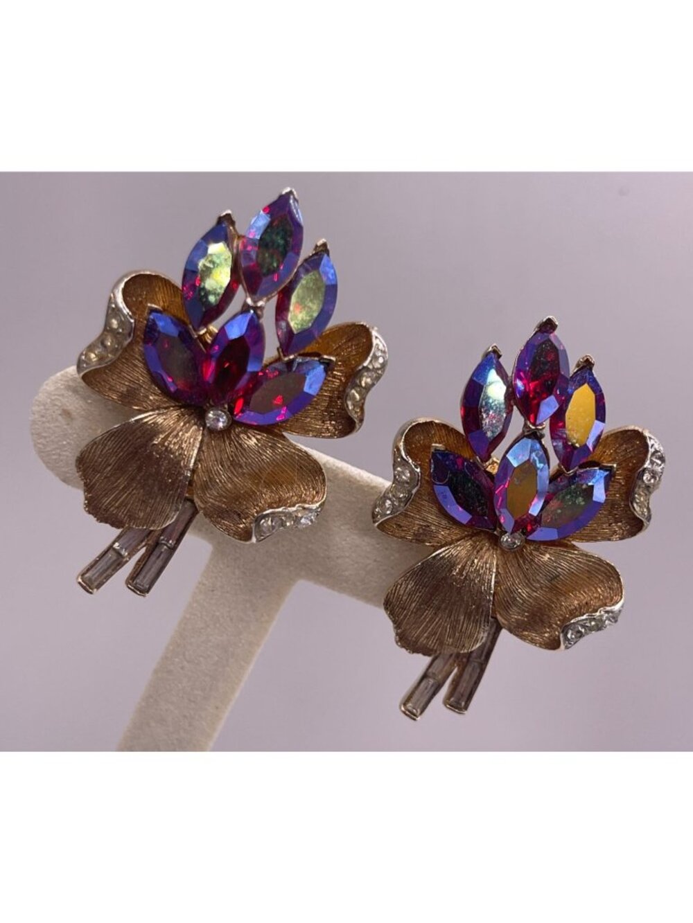 Vtg Vendome Rhinestone AB Red Blue Gold Floral Fur Clips Jewelry